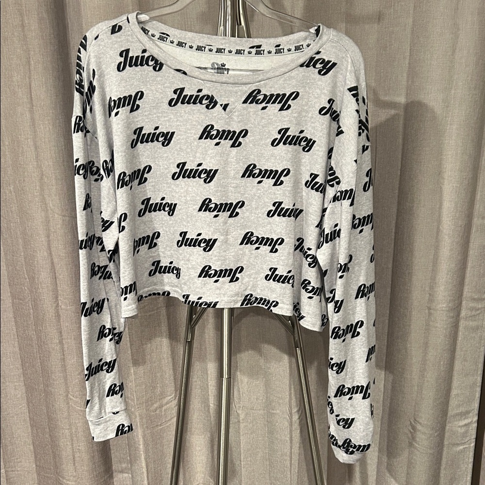 Juicy Couture White and Black Cropped Long-Sleeve Logo Tee